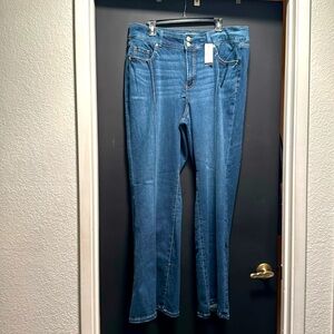 Lang Bryant flair high rise jeans size 18.